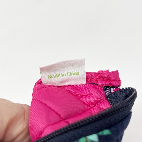 VERA BRADLEY Black Multi Coin Purse Wallet PETAL PAISLEY Zip Quilted 4.5” X 5” - Picture 5 of 5